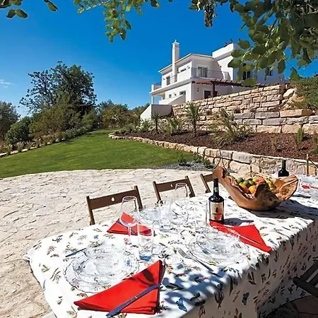 Sleeps 8 Pool Air Con Wifi Villa Boliqueime
